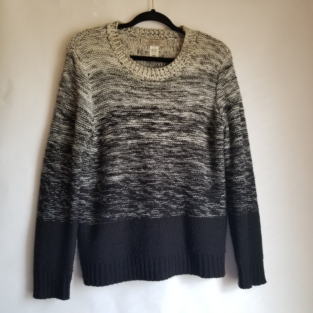 ISSI Pullover Sweater
